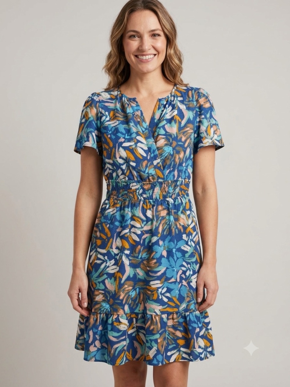 Monteau Floral Short Sleeve Dress. Size Medium